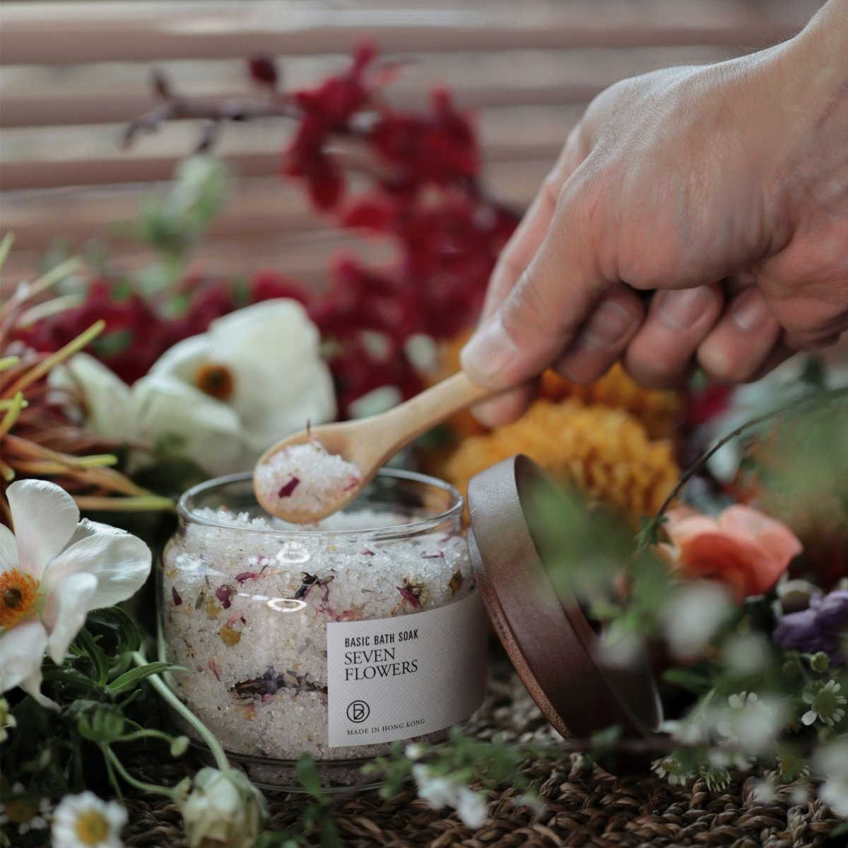 Bathe to Basics Seven Flowers Bath Soak 七色花浴鹽 [220g] - MINT Organics