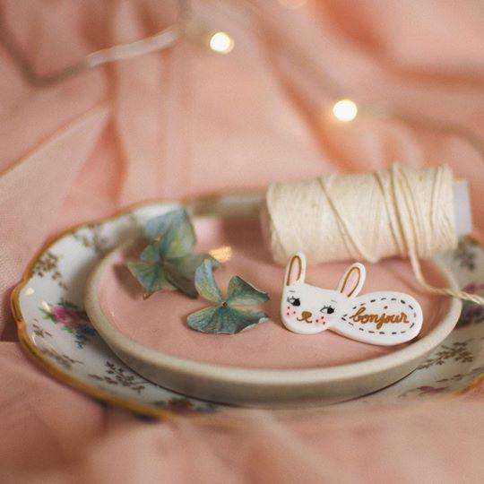 NATACHA PLANO Porcelain Bunny Brooch - MINT Organics